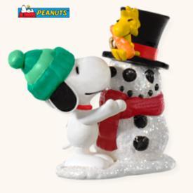 2008 WINTER FUN W/SNOOPY #11 MINI HALLMARK ORNAMENTS